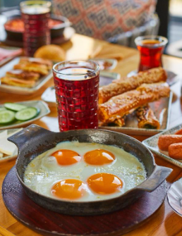 Gün boyu səhər yeməyi – MADO-da (FOTO)